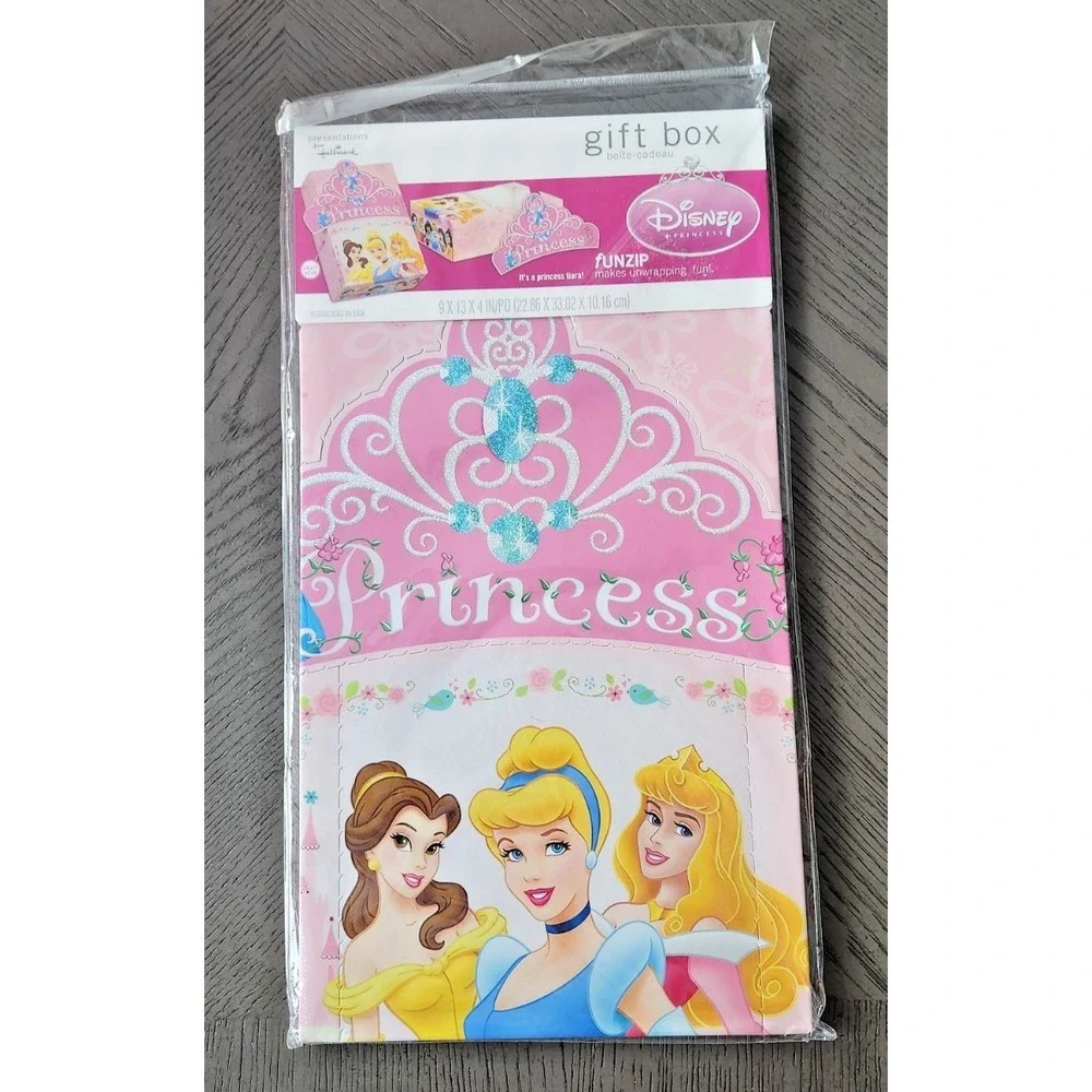 Disney Princes Hallmark‎ Gift Box